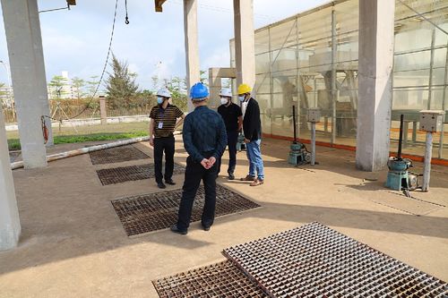 高新區(qū)安監(jiān)局局長(zhǎng)梁一聰帶隊(duì)深入實(shí)業(yè)公司開展安全生產(chǎn)檢查